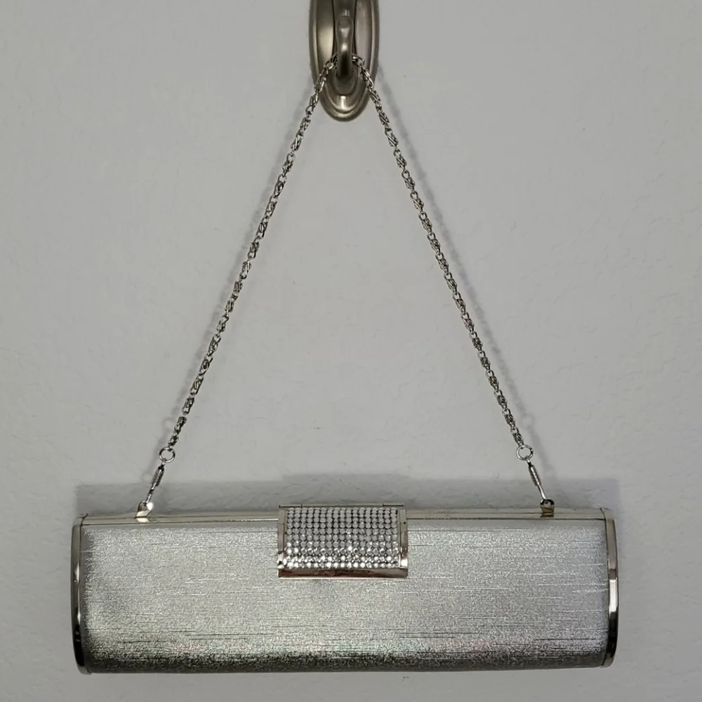 Silver clutch
